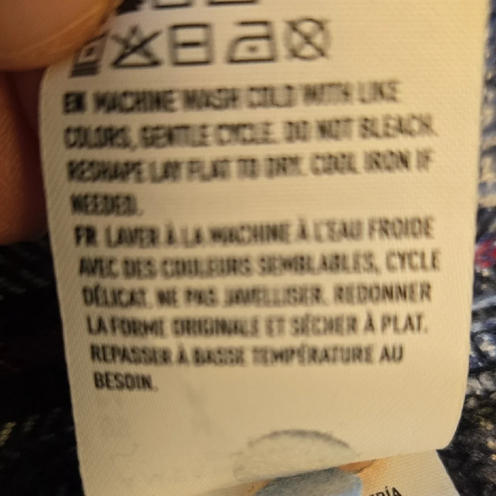 American Eagle Outfitters Navy Plaid Button Down Shirt - Picture 4 of 6